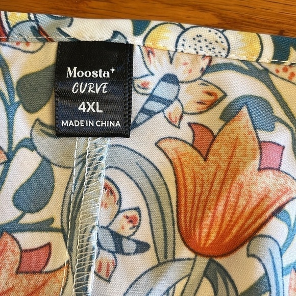 Moosta 4X maxi floral V neck dress  with elastic side gathered waist - Picture 6 of 8